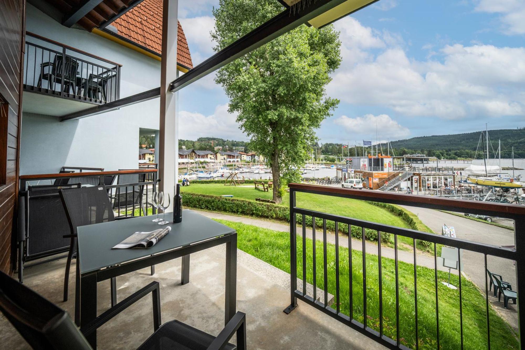 Landal Marina Lipno Apartment Lipno nad Vltavou Exterior photo